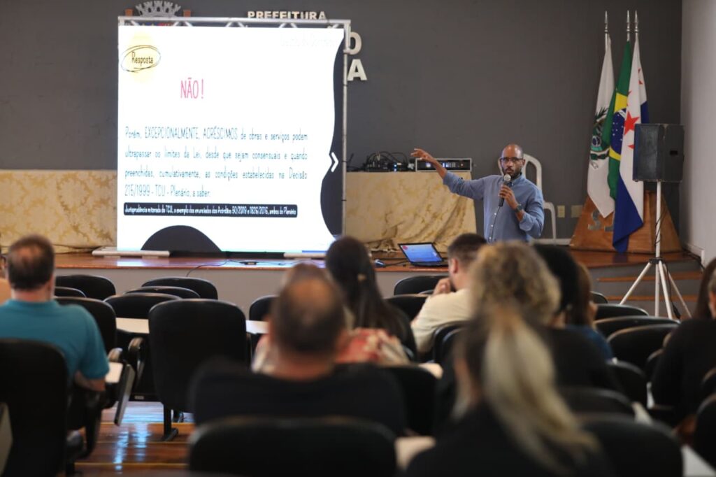 São João da Barra recebe curso do TCE-RJ sobre contratos administrativos