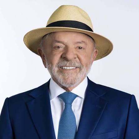 Lula é reeleito presidente do Brasil após disputa acirrada com Flávio Bolsonaro